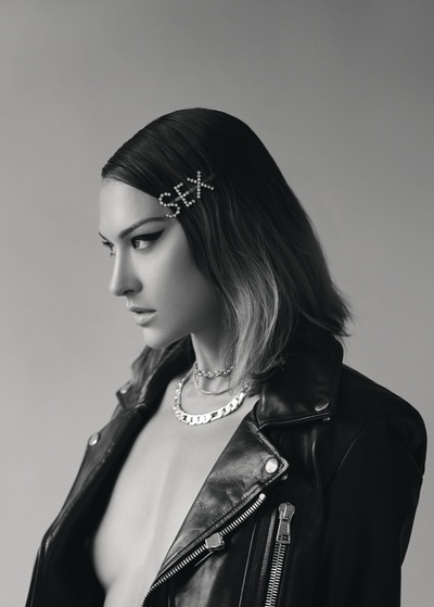 塔斯亚·特莱斯的写真