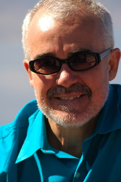 恺撒·查隆的写真