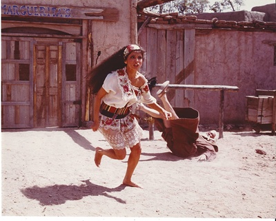 吉娜·盖莱果的写真