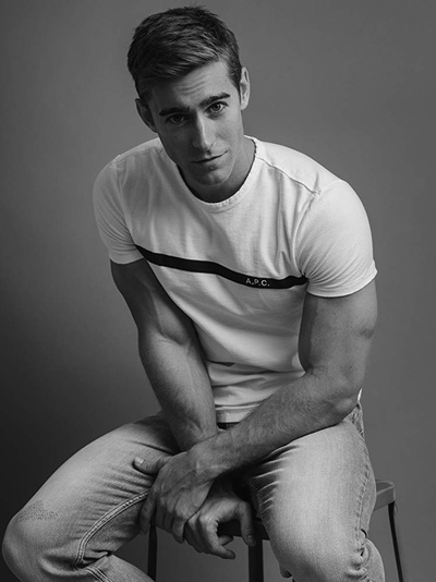 卢克·古尔丹的写真