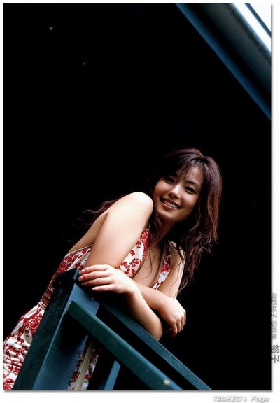 真野裕子的写真