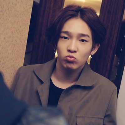 南太铉的写真-南妹，你那么美