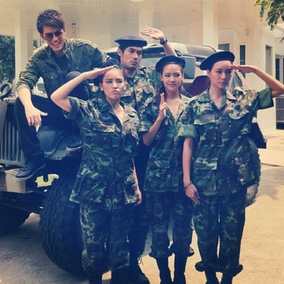 苏查拉·玛娜英的写真