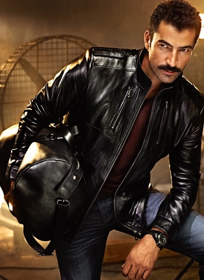 凯南·伊迷尔扎勒奥卢的写真