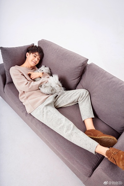 刘剑羽的写真-刘剑羽