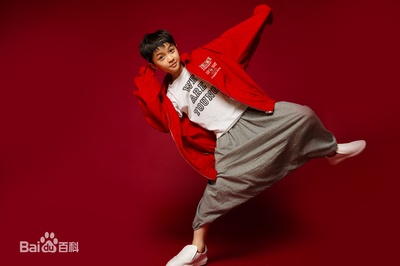 石悦安鑫的写真