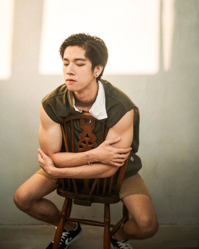 弗兰克·萨纳萨兰的写真