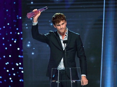 亚当·帕森的写真-2017 Kristallen Adam...