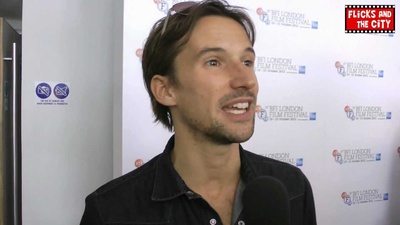 马特·怀克洛斯的写真