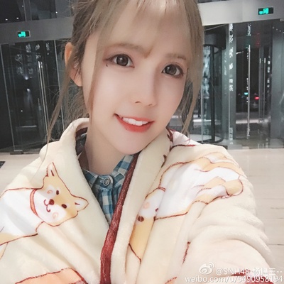 杨韫玉的写真-杨韫玉