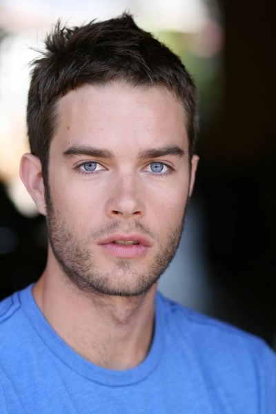 卡拉德·哈瑞斯的写真