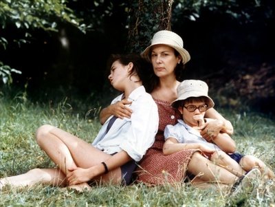 贝纳德特·拉封的写真