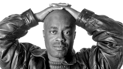 查尔斯·伯内特的写真