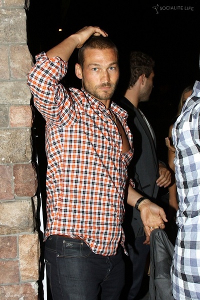 安迪·惠特菲尔德的写真