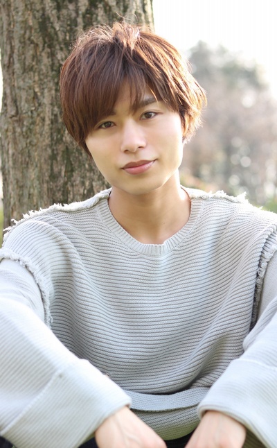 深町寿成的写真