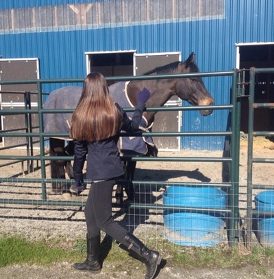 亚斯米尼·鲍尔的写真