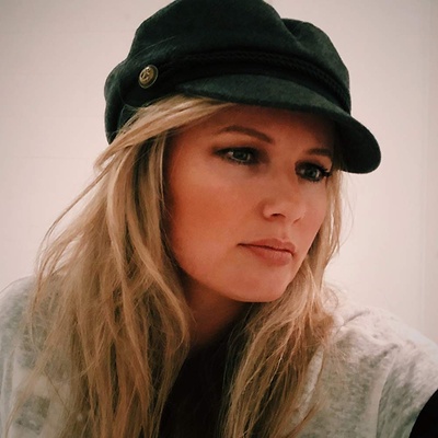 莎拉·沃克的写真