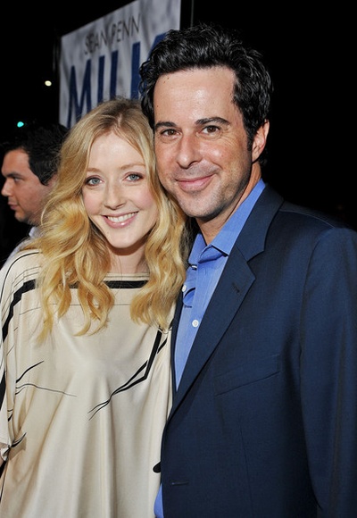 乔纳森·斯沃曼的写真-with his wife