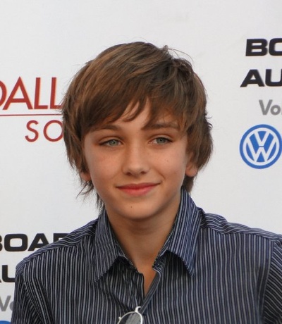 加文·卡萨莱尼奥的写真