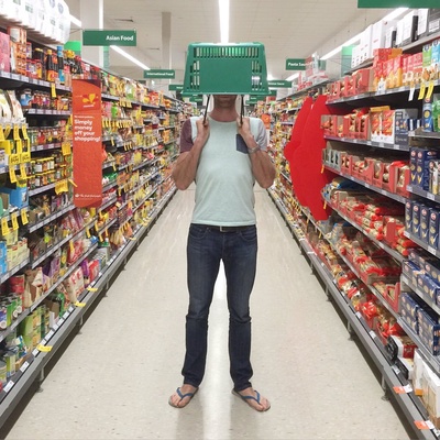 尼克·拉塞尔的写真