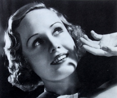 玛吉·伊万斯的写真