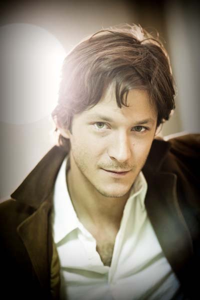 马修·西蒙奈特的写真