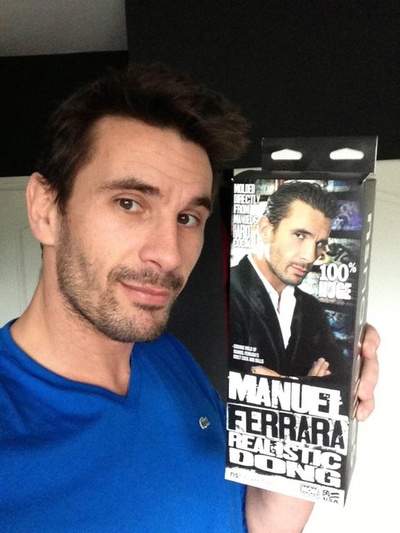 曼努埃尔·费拉拉的写真