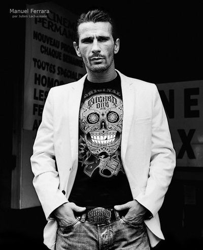 曼努埃尔·费拉拉的写真