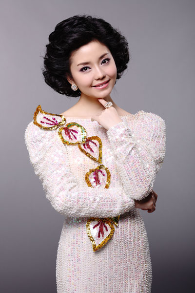 桐瑶的写真-桐瑶，嗓音甜美，抒...