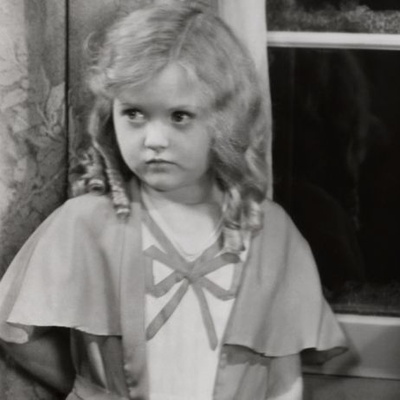 玛西娅·琼斯的写真-这应该是她小时候了，...