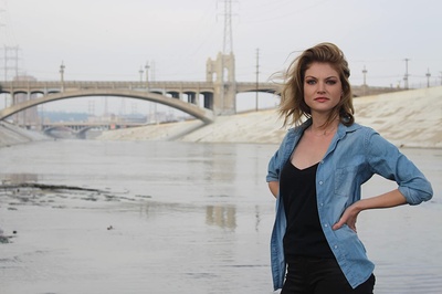 卡莉巴·海内的写真