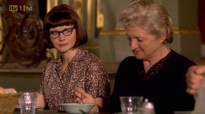 莎拉·斯玛特的写真-2009《马普尔小姐探...