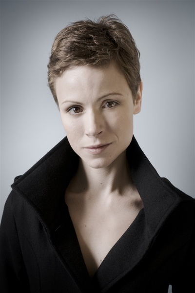 奥丝·图思的写真