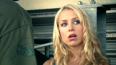 米密·迈克尔斯的写真-Savage County (2010...