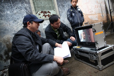 张乃平的写真-张乃平导演在电影拍摄...