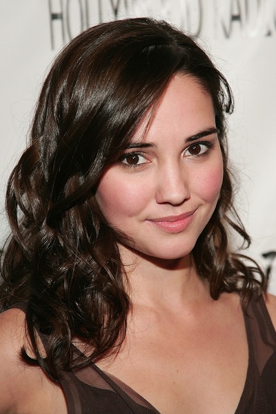 劳拉·布雷肯里奇的写真