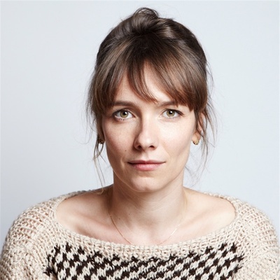 朱莉-安妮·罗斯的写真