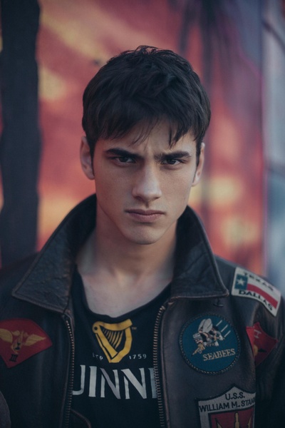 皮耶-加百列·拉卓的写真