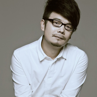 王虎的写真-王虎导演