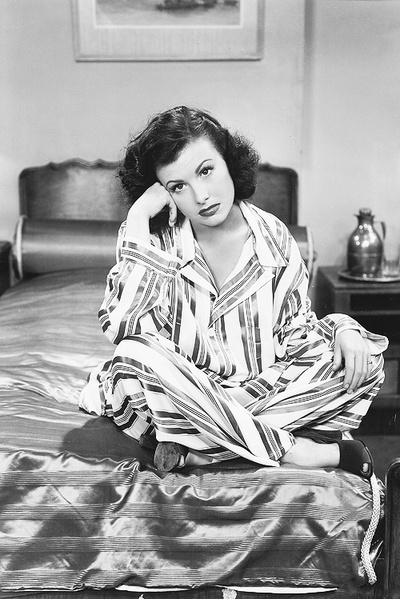 谢拉·瑞恩的写真