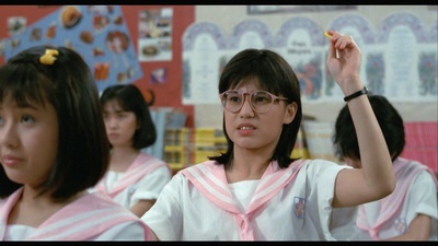 罗明珠的写真-《開心鬼》