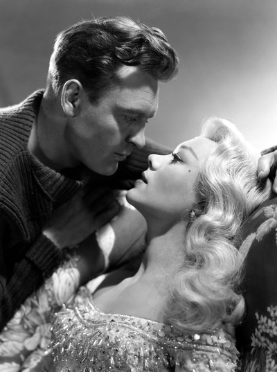 格莱妮丝·约翰斯的写真