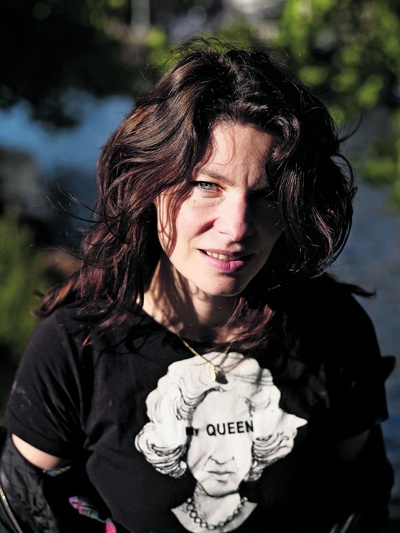 里弗卡·罗德森的写真