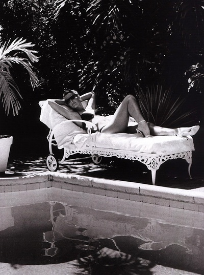 英迪娅·希克斯的写真-Elle US May 2001Lad...