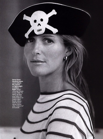 英迪娅·希克斯的写真-Elle US May 2001Lad...