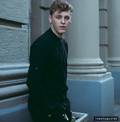 尼基塔·埃列涅夫的写真