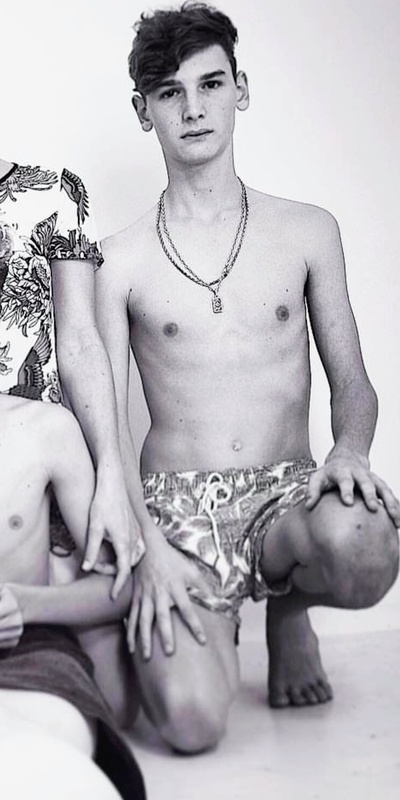 安杰洛·穆蒂·斯皮內塔的写真