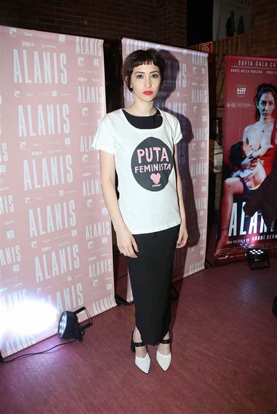 索菲亚·哥拉的写真