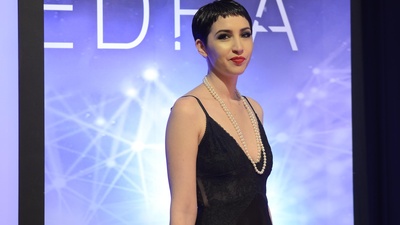 索菲亚·哥拉的写真