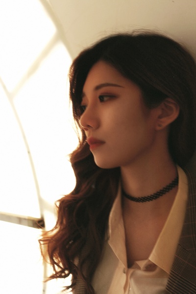 沈梦瑶的写真-SNH48沈梦瑶